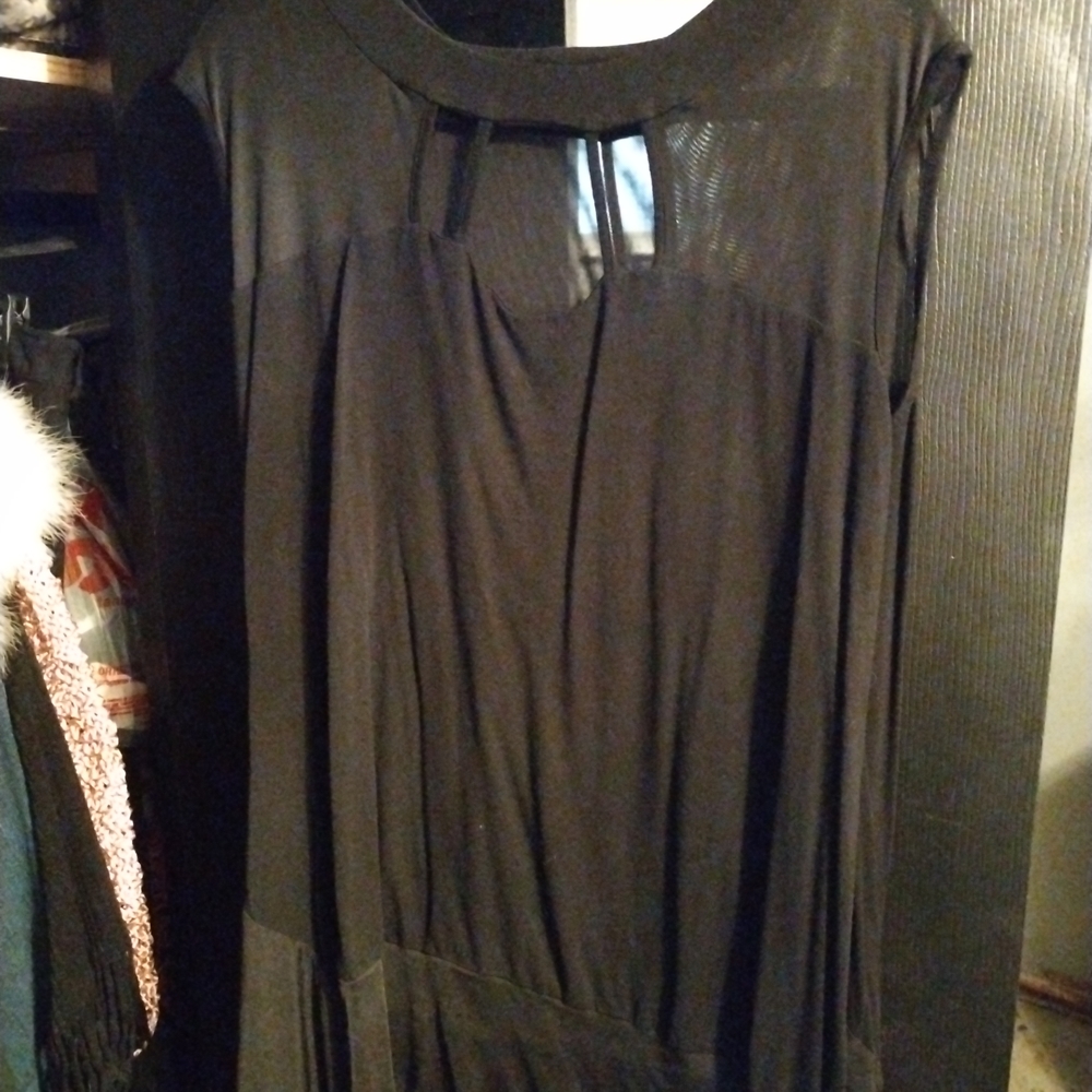 Elegant Black Sleeveless Tank